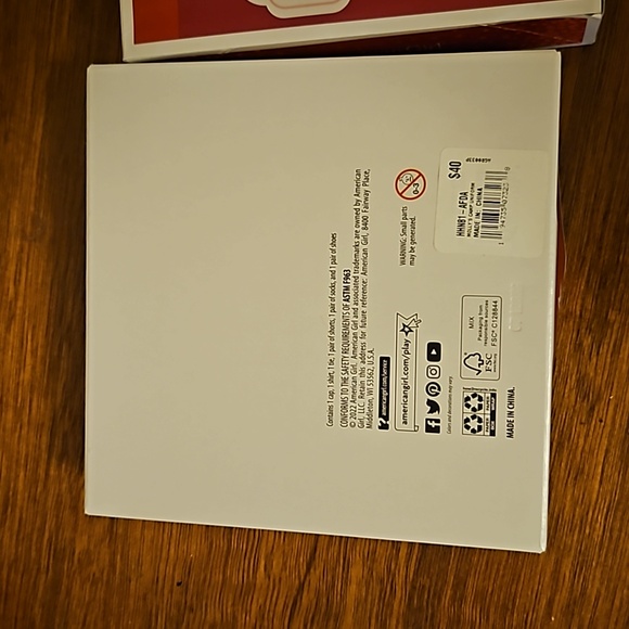 (2) American Girl *empty* Molly boxes - Picture 4 of 7